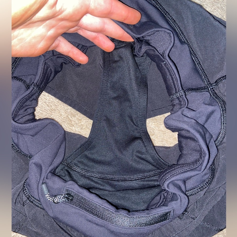 Lululemon Athletica Black Athletic Shorts Lightweight Moisture-Wicking - Picture 6 of 8